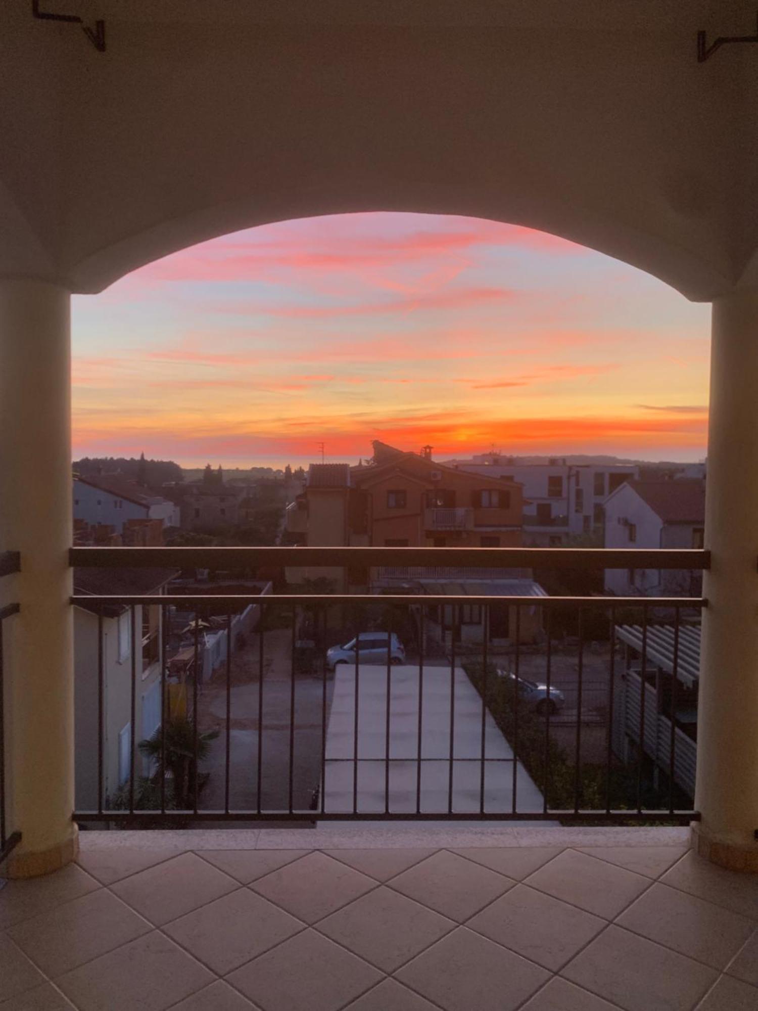 Dachgeschoss-Apartment "Andemi" In Istrien Novigrad  ภายนอก รูปภาพ