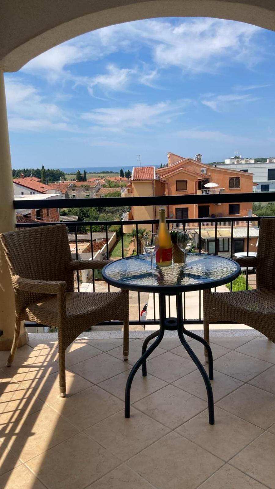 Dachgeschoss-Apartment "Andemi" In Istrien Novigrad  ภายนอก รูปภาพ